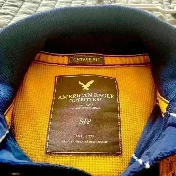 American Eagle Henley - Small - Picture 3 of 6